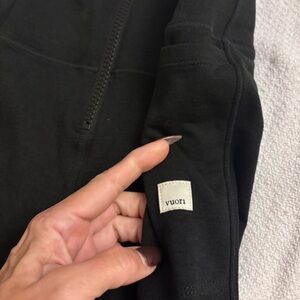 Vuori leggings with big zipper (it’s only for decoration)